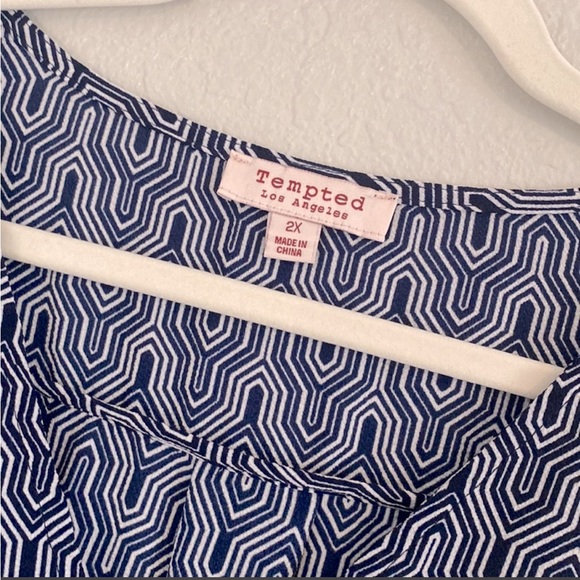 Woman’s 2X sleeveless Blouse! - Picture 4 of 6